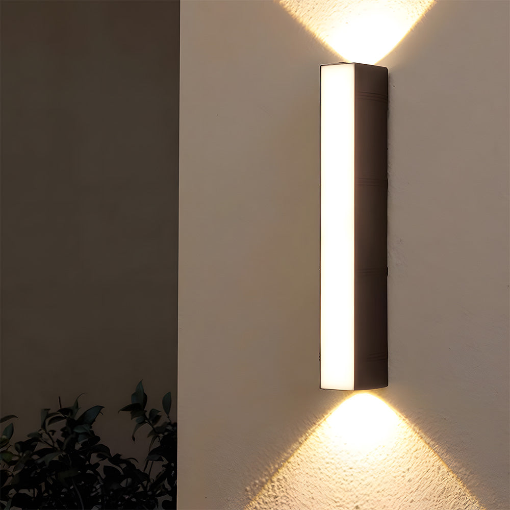 High Lumen Outdoor Wall Light – Weatherproof LED Fixture for Patios, Garages, and Pathways – Modern Black Design 1
