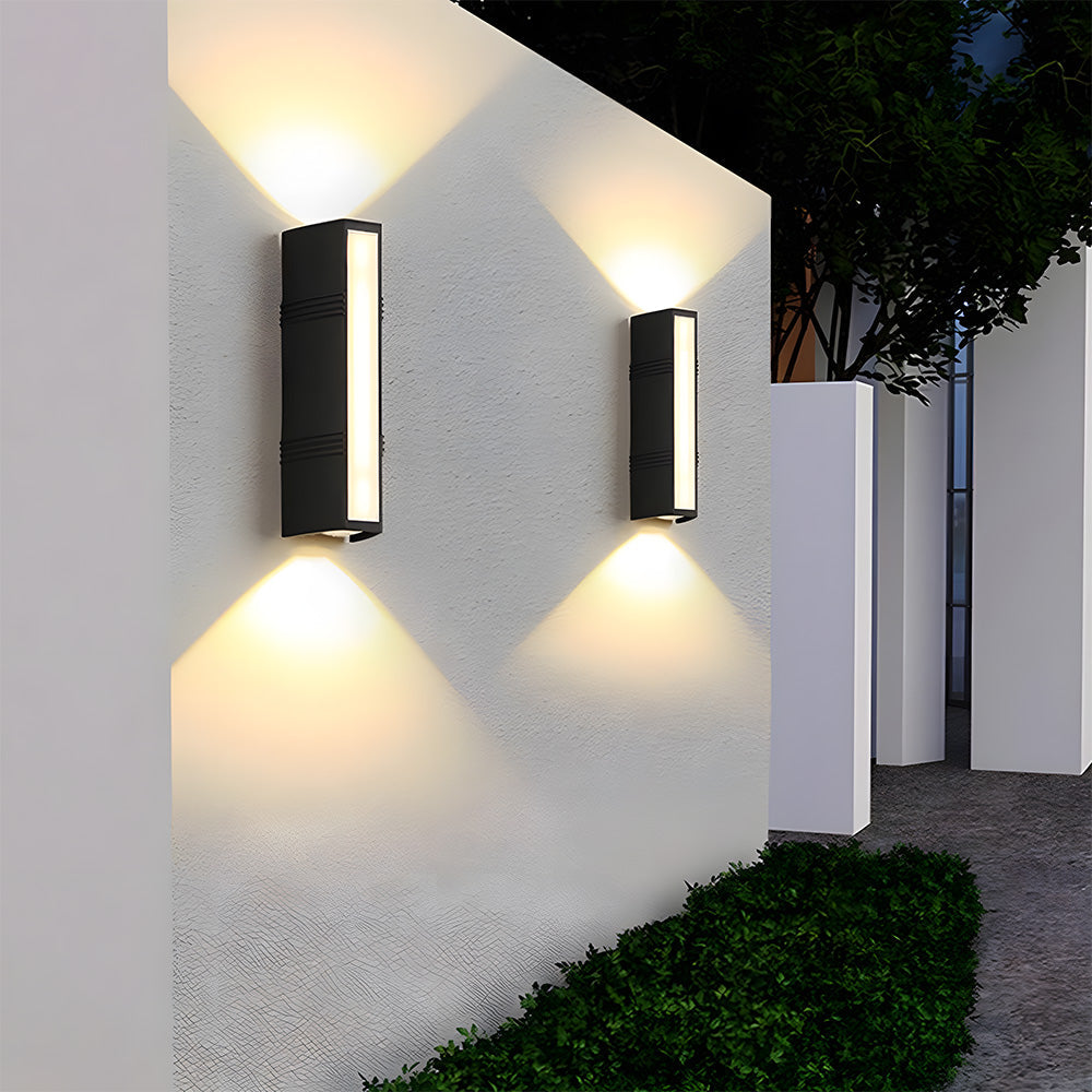 High Lumen Outdoor Wall Light – Weatherproof LED Fixture for Patios, Garages, and Pathways – Modern Black Design 10