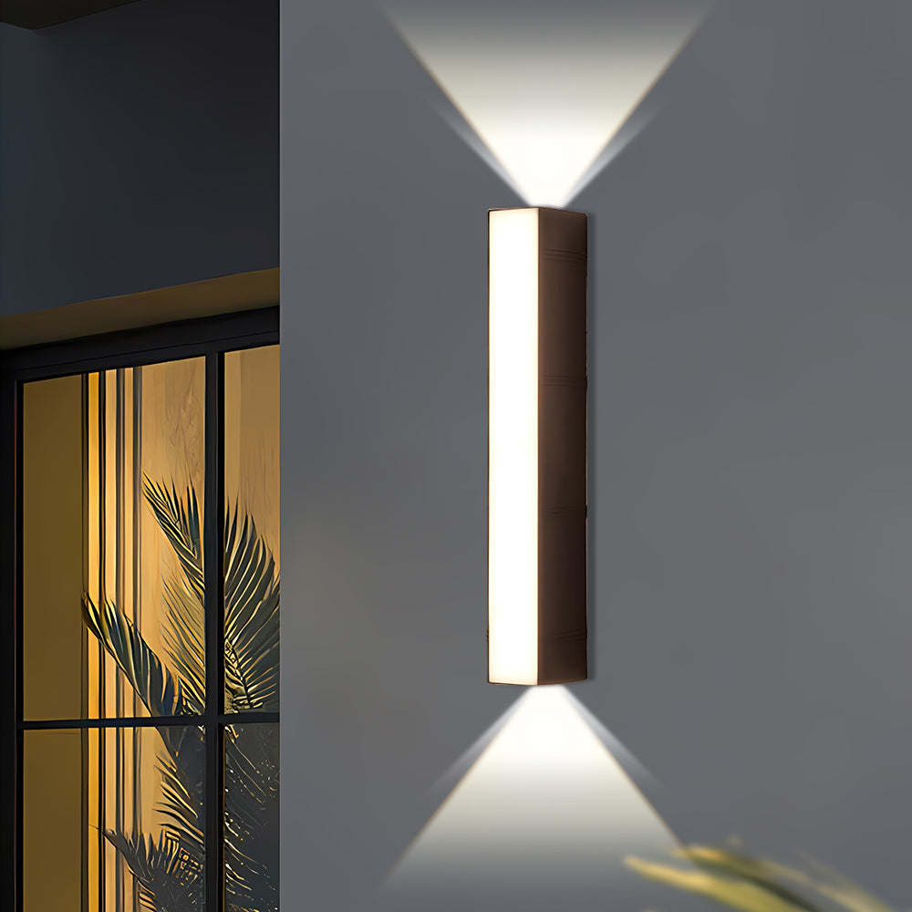 High Lumen Outdoor Wall Light – Weatherproof LED Fixture for Patios, Garages, and Pathways – Modern Black Design 11