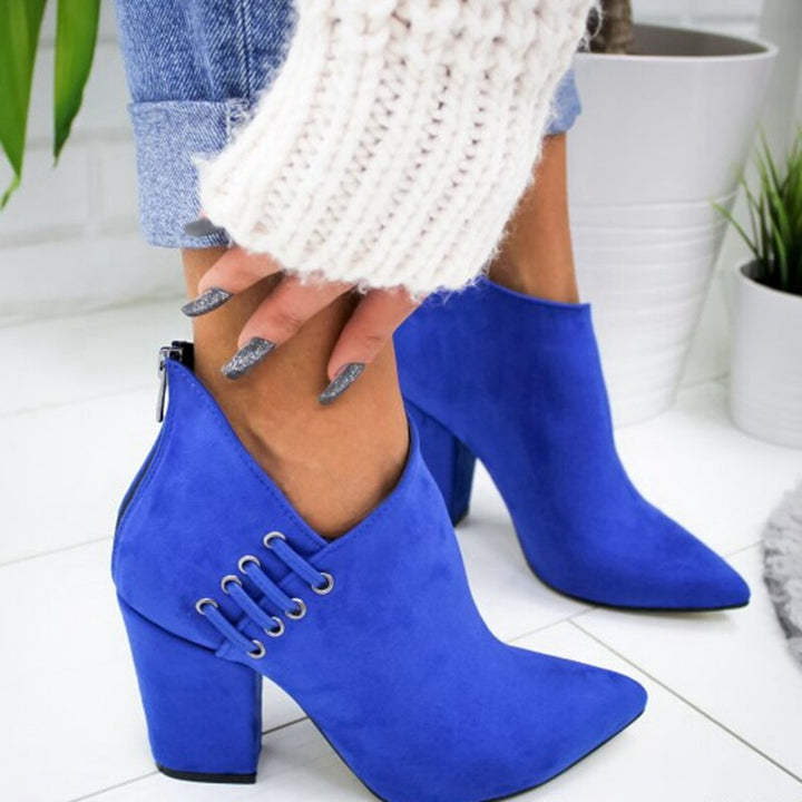 Black Ankle Boots for Women with Arch Support - Stylish Orthopedic V-Style Design 2