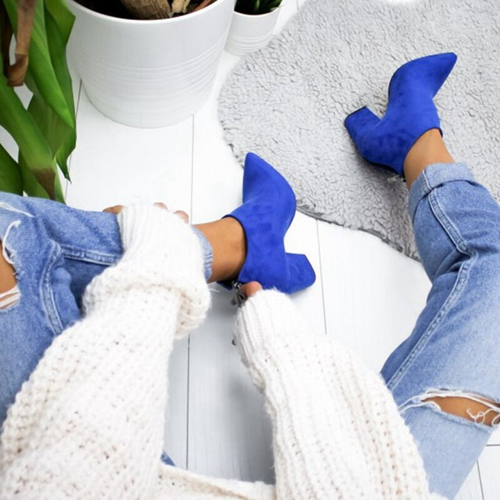 Black Ankle Boots for Women with Arch Support - Stylish Orthopedic V-Style Design 4