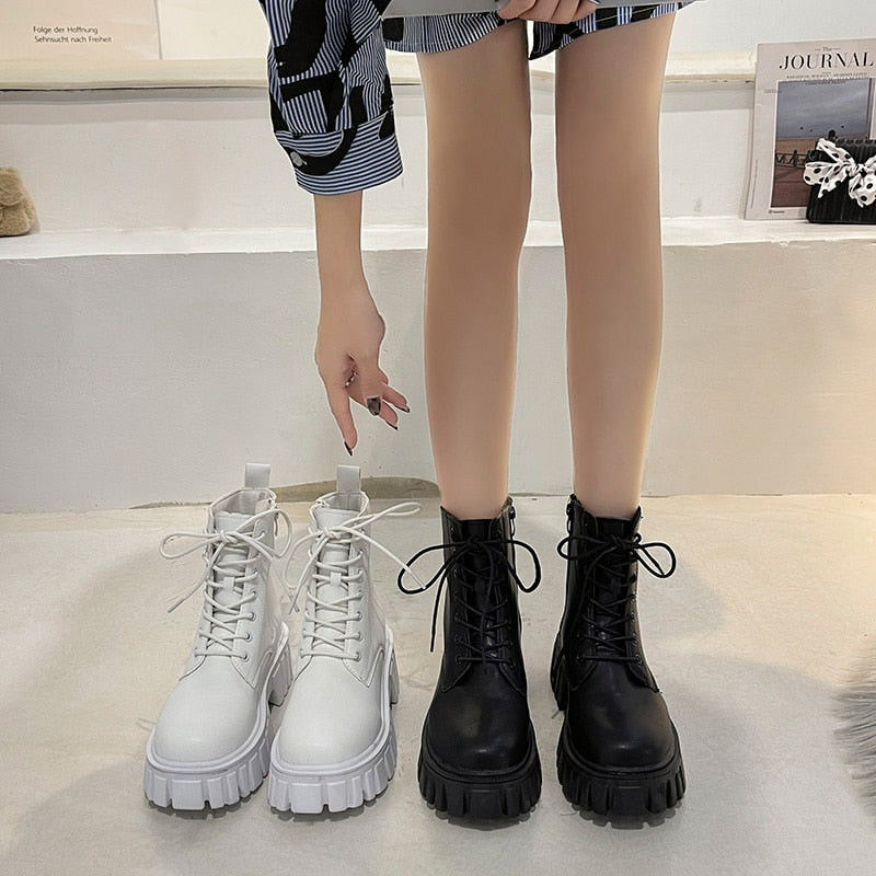 Black Ankle Boots for Women with Arch Support | Stylish Orthopedic Comfort 5
