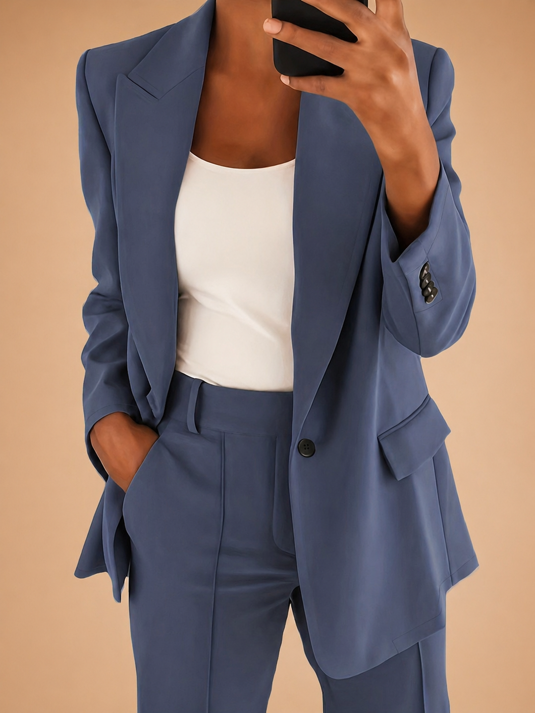 Elegant Two-Piece Women's Suit for Versatile Style