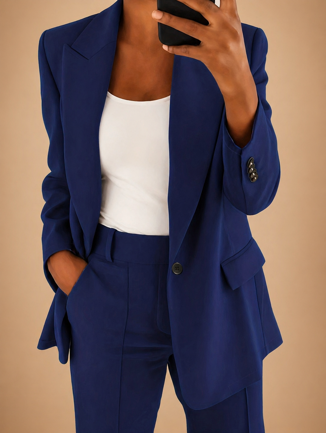 Elegant Two-Piece Women's Suit for Versatile Style