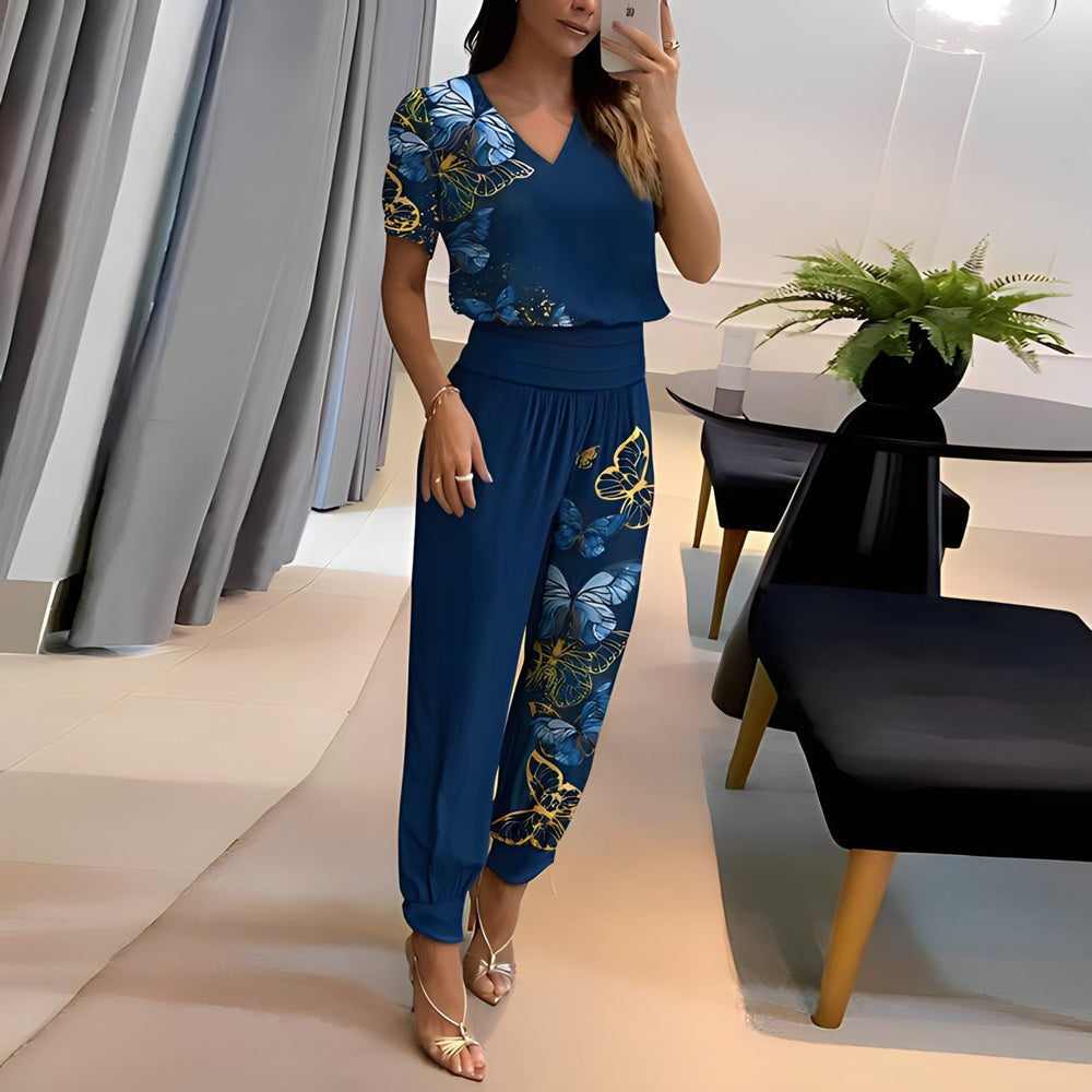 Chic Two-Piece Set for Women - Elegant and Comfortable Outfit 1
