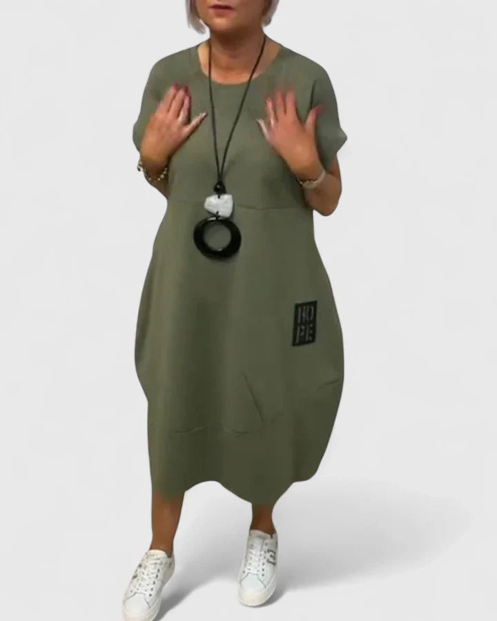 Comfortable Casual Dress with Chic Letter Print and Pockets 4