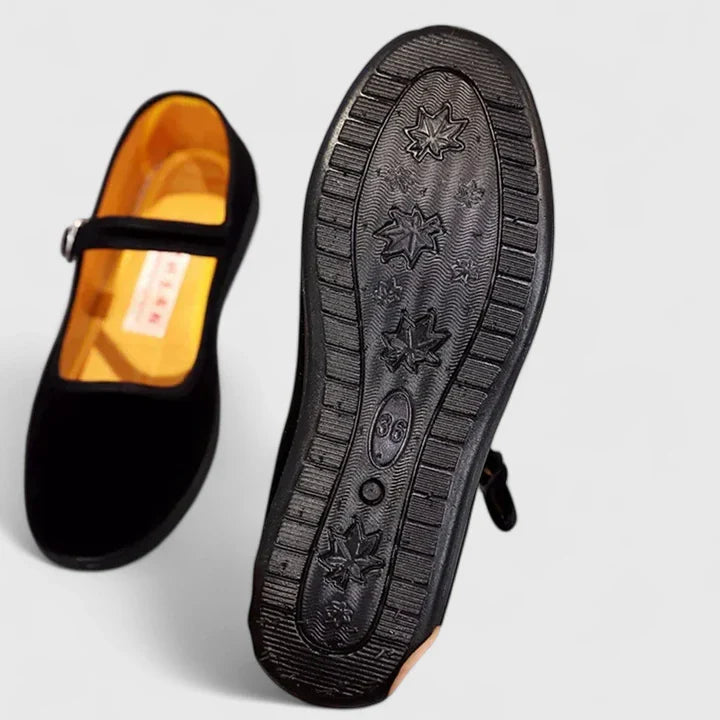 Comfortable Women’s Orthopedic Shoes for All-Day Support 1