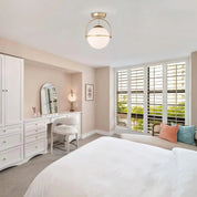 Corinna - Skandinavisk taklampa i mjölkglas 1