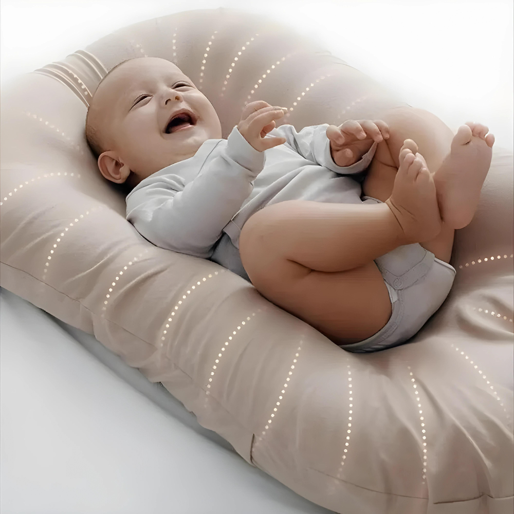DreamNest Babykudde | Säker, bekväm, ergonomisk, mjuk, mångsidig 1