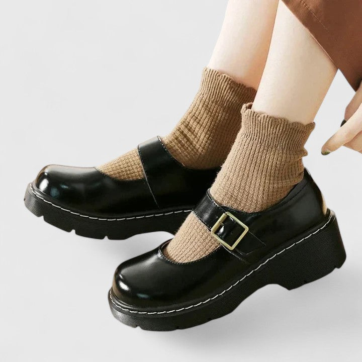 Elegant Casual Women's Shoes with Timeless Strap Design for Everyday Wear 5