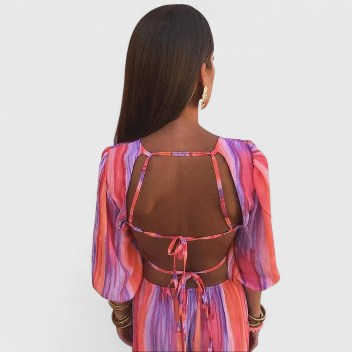 Elegant Dress with Side Cut-Outs for Modern Sophistication 3
