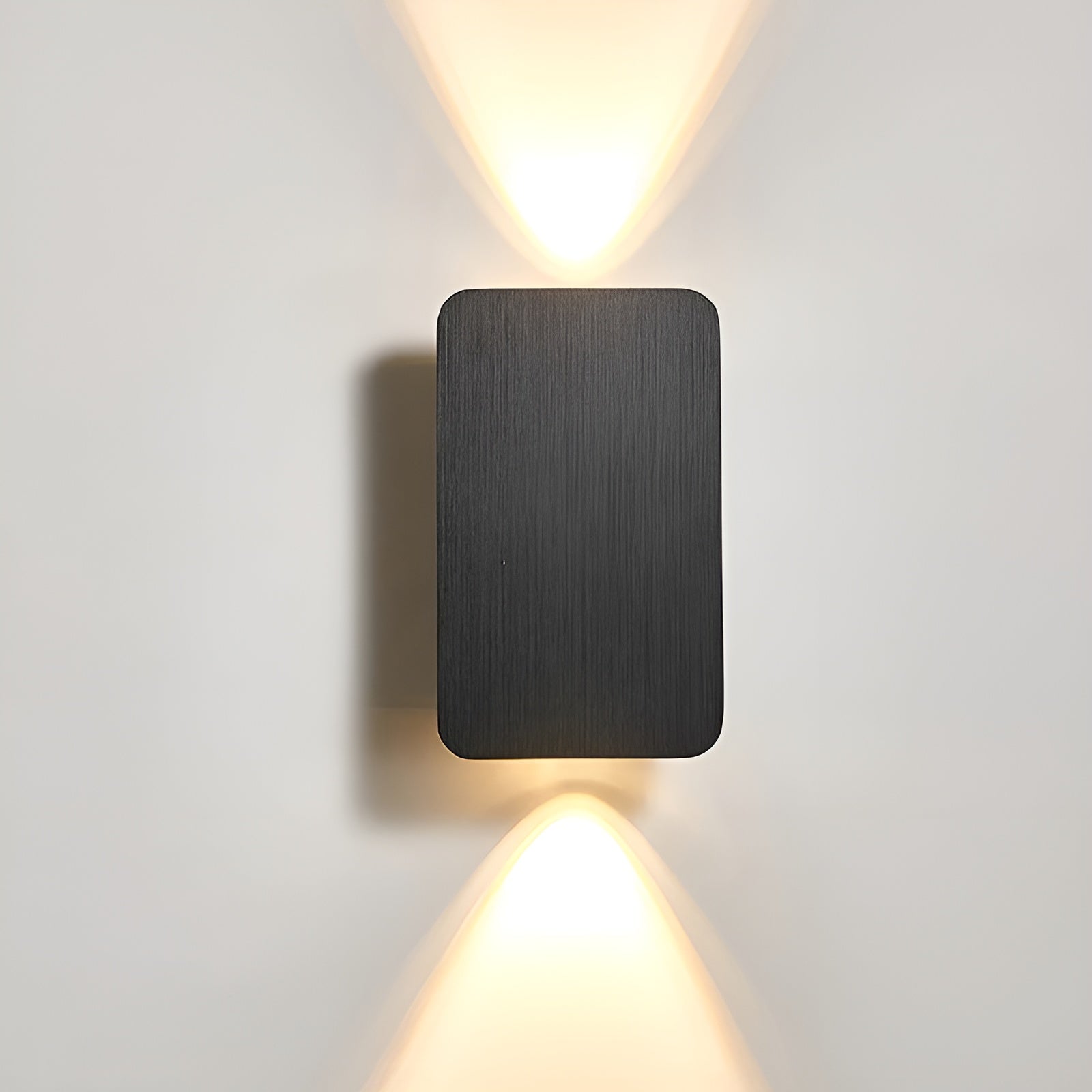 Elegant LED-vägglampa i minimalistisk design för ditt hem 0
