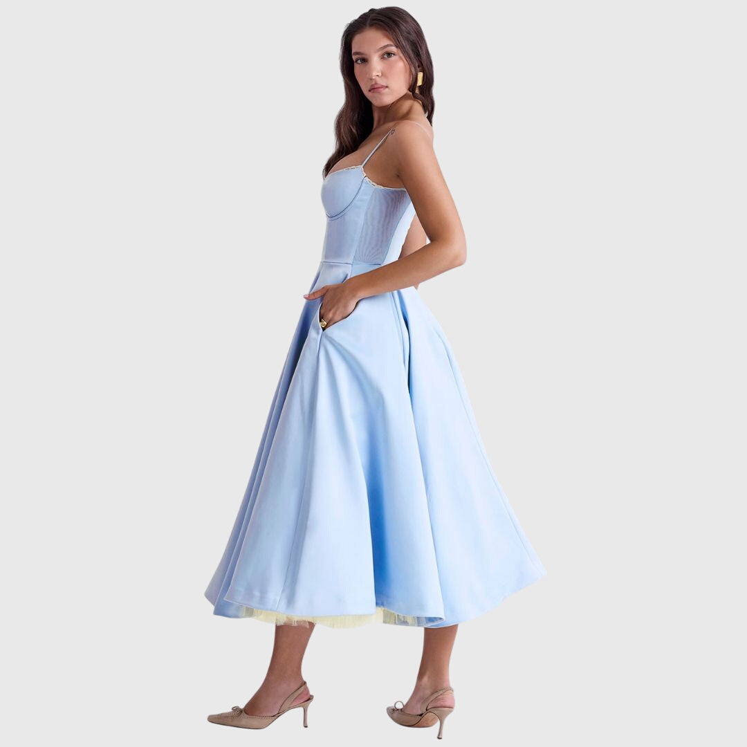 Elegant Maxi Dress for Special Occasions - Adjustable Straps, Flowing Skirt 7