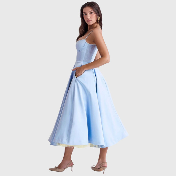 Elegant Maxi Dress for Special Occasions - Adjustable Straps, Flowing Skirt 7