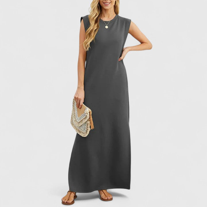 Elegant Maxi Dress for Spring Outings with Chic Slit and Pockets 5