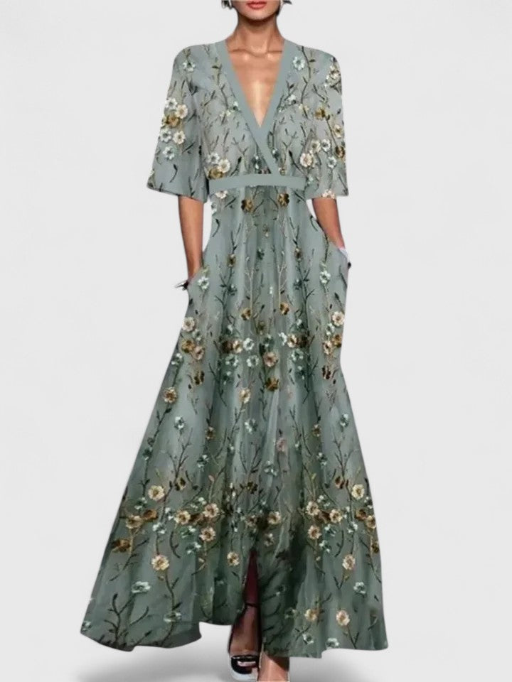 Elegant Maxi Dress for Women - Flattering Silhouette, Versatile Style, Comfortable Fit 6