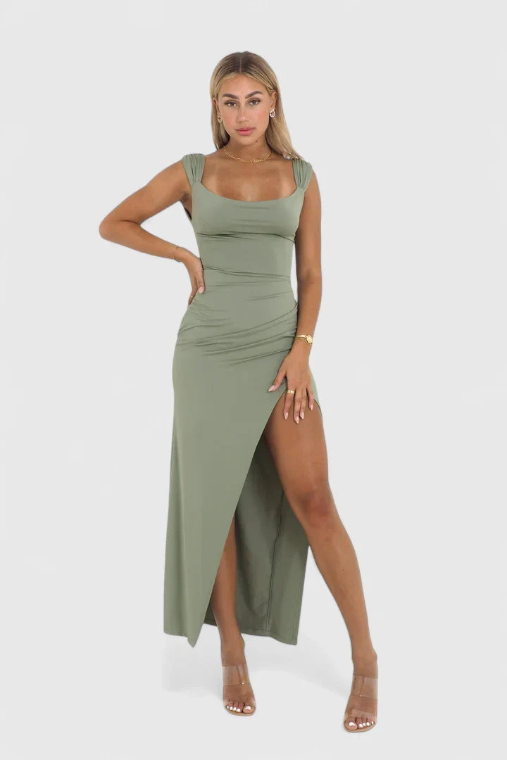 Elegant Maxi Dress with Gathered Shoulder Straps and High Slit 4