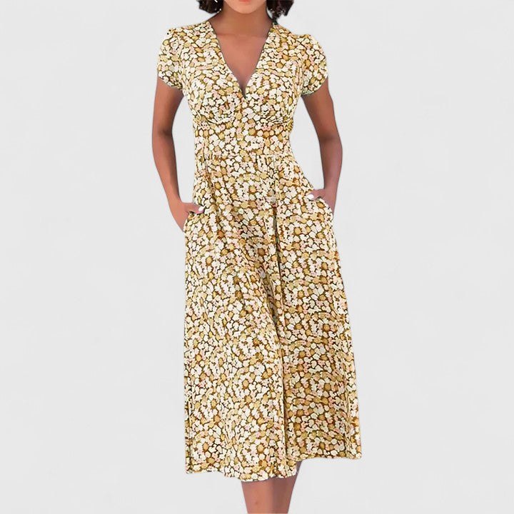 Elegant Midi Dress with Heart-Shaped Neckline for Everyday Comfort 1