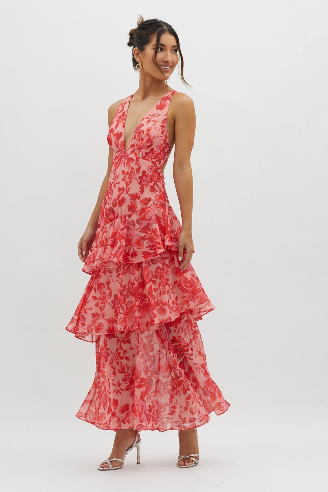Elegant Midi Dress with Ruffle Hem and Open Back for Summer Occasions 1