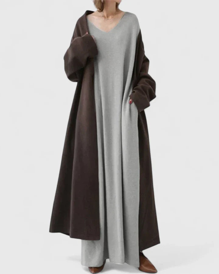 Elegant Minimalist Dress for Women - Stylish and Comfortable for All Occasions 4