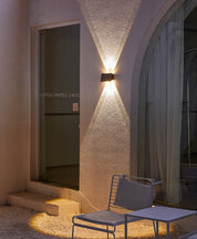 Elegant Solvägglampa med Solenergi och IP65 Vattentålighet – Modern Utomhusbelysning 7