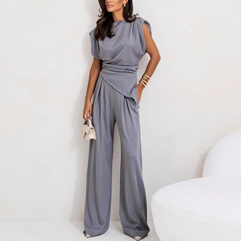 Elegant Two-Piece Set for Women | Chic and Sophisticated Ensemble 9