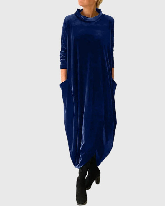 Elegant Velvet Dress for Sophisticated Occasions 3