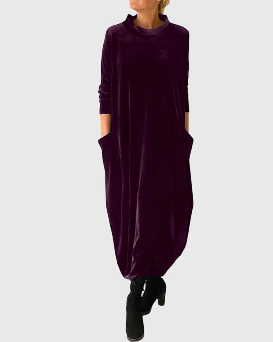 Elegant Velvet Dress for Sophisticated Occasions 4