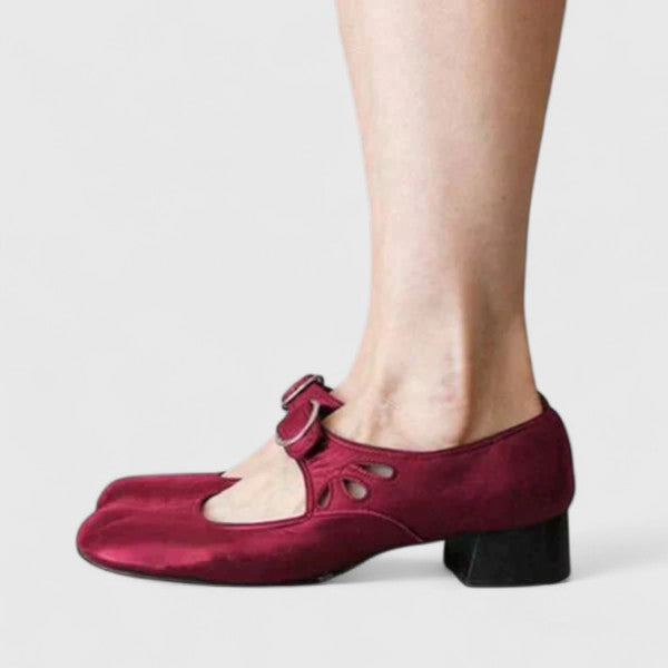 Elegant Women Shoes for Comfort and Style 2