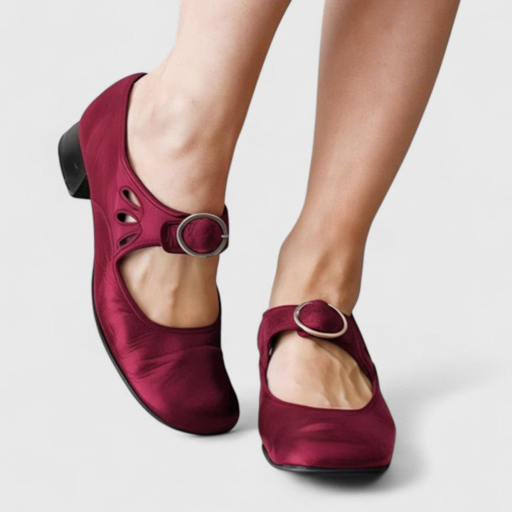 Elegant Women Shoes for Comfort and Style 3