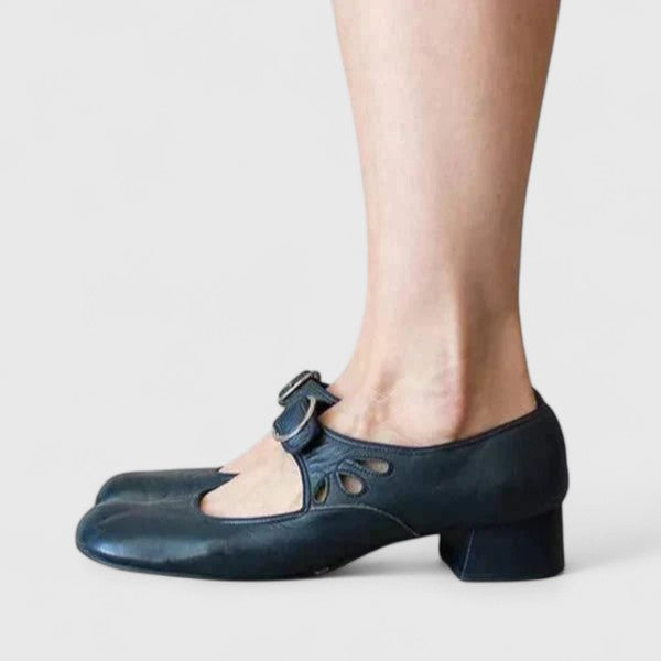 Elegant Women Shoes for Comfort and Style 4
