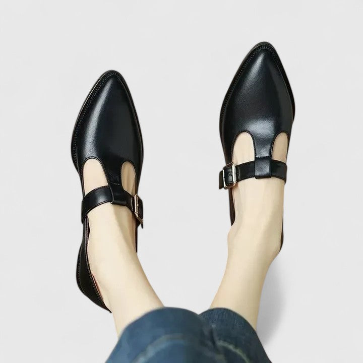 Elegant Women’s Heels for Office and Evening Wear 1