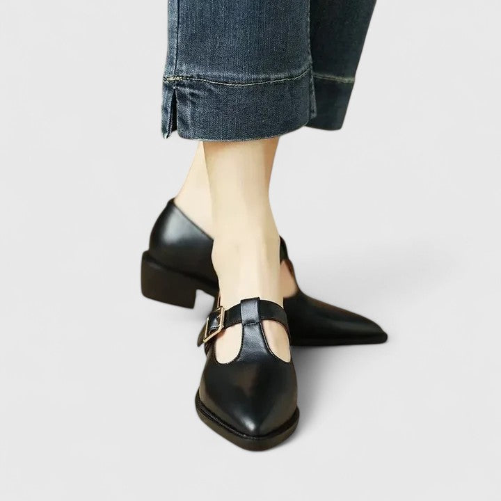 Elegant Women’s Heels for Office and Evening Wear 4