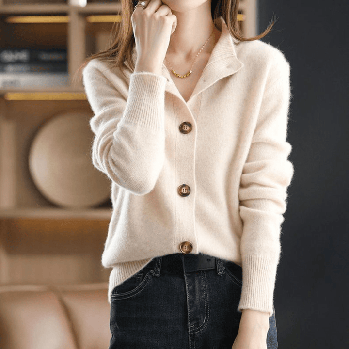 Elegant Women’s Lightweight Knit Cardigan for Layering and Everyday Wear 8