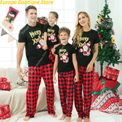 Familjematchande julpyjamasset med korta ärmar i bomull 2