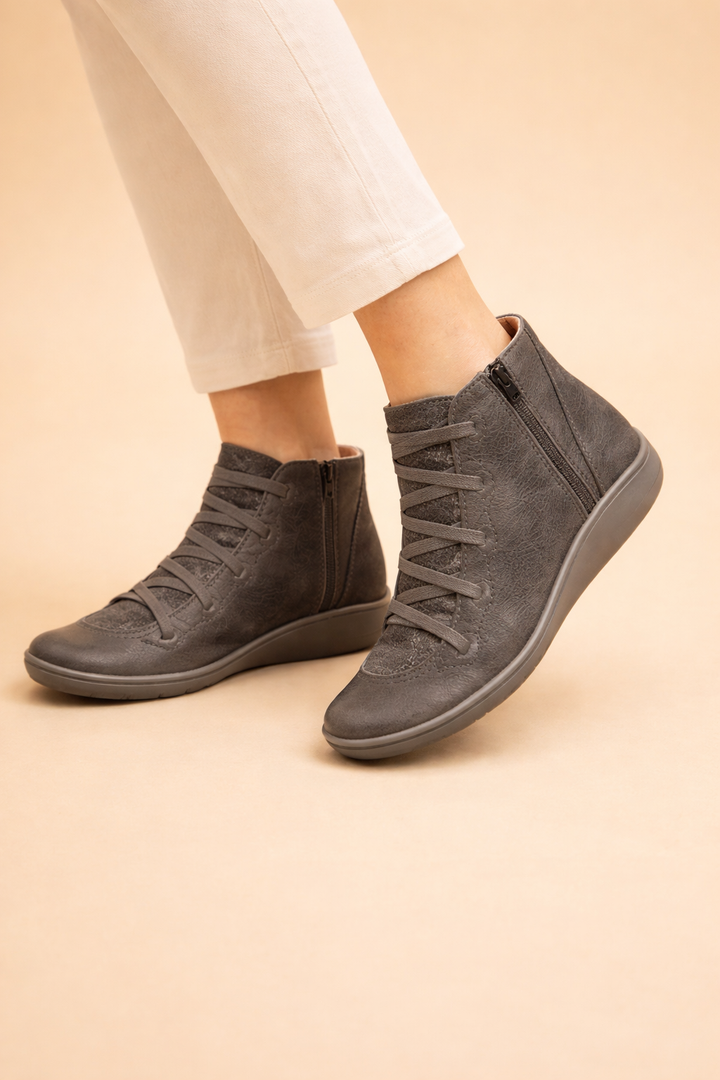 Orthopedic Black Ankle Boots for Women - Stylish Arch Support & Comfort 1