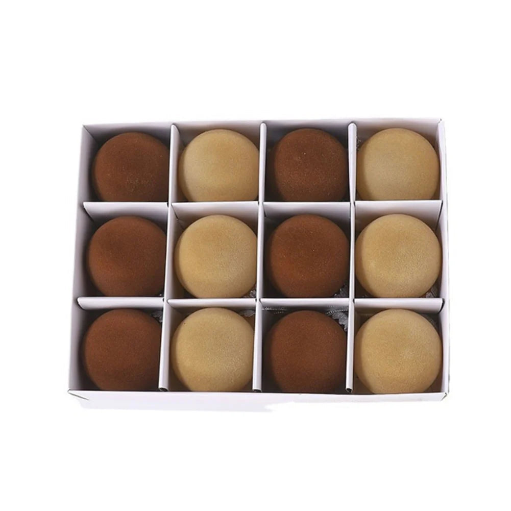 Sammetsprydnader | Flockade julkulor för elegant dekoration 2