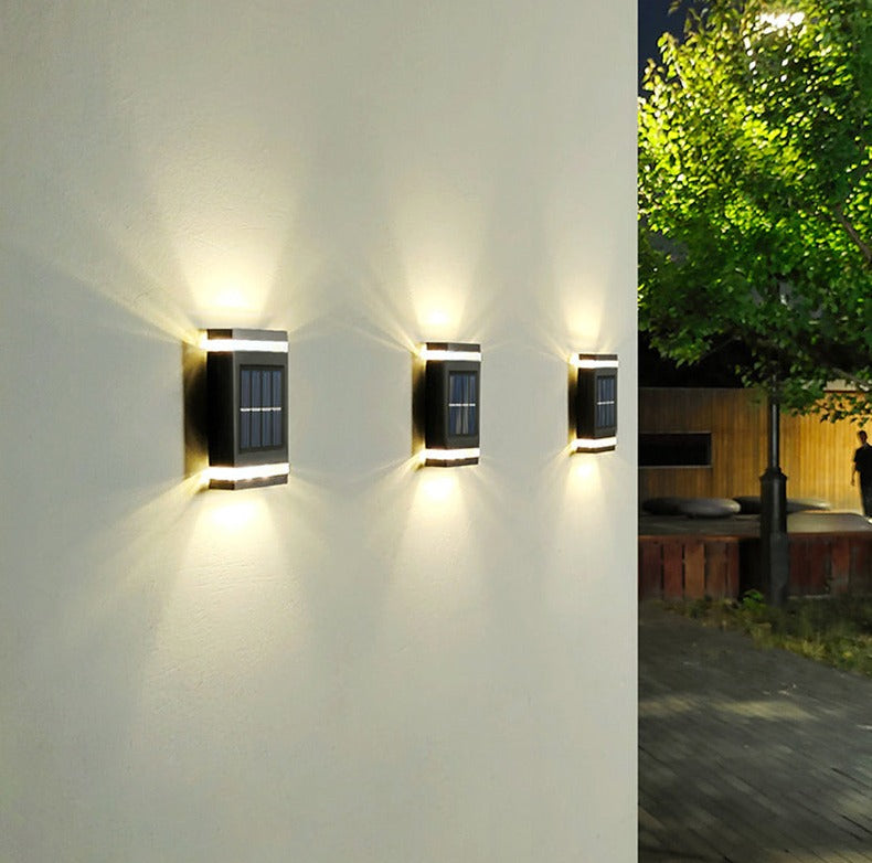 Solar Vägglampa med Elegant Design och Energieffektiv LED – Perfekt för Trädgårdsbelysning 0