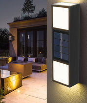 Solcellsdriven Trädgårdslampa med Vattentålig Design och Automatisk Ljusdetektion – Modern Utomhusbelysning 2