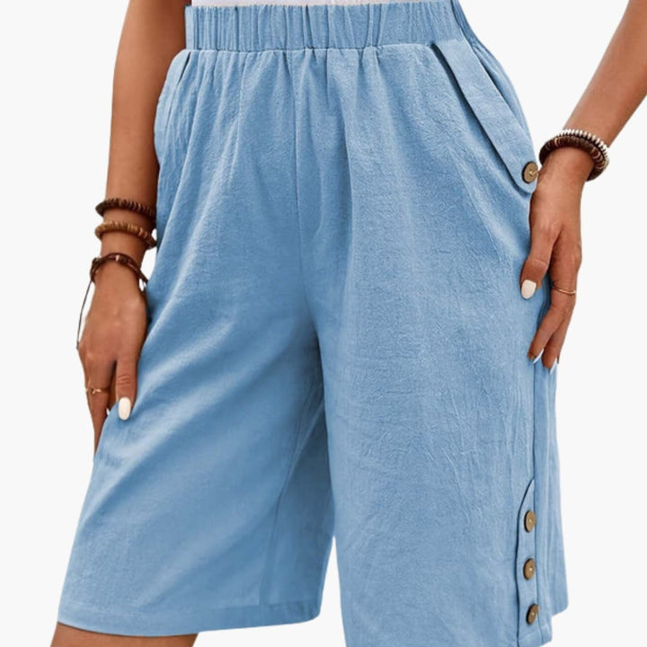 Stylish Women's Shorts with Elastic Waist and Button Accents for Summer Casual Wear 2