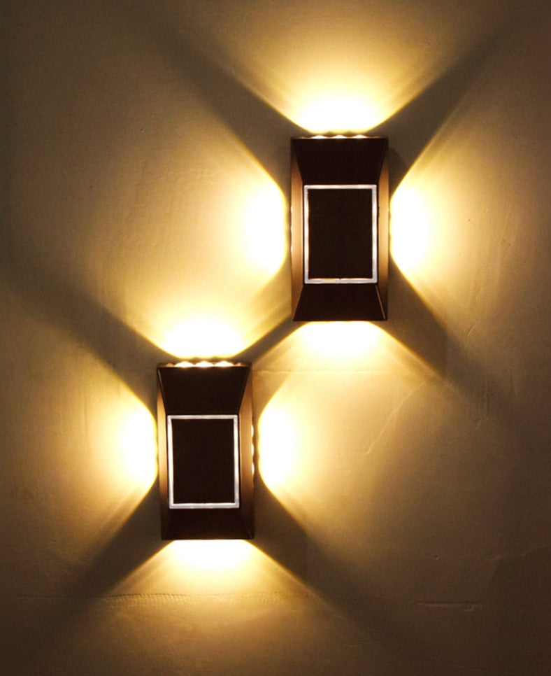 Vattentät Solcellsdriven Trapplampa för Utomhusbruk – Elegant Design och LED-Belysning 8