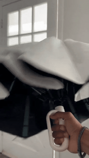 Vindtåligt automatiskt hopfällbart paraply med stort spännehandtag - kompakt och hållbart 6