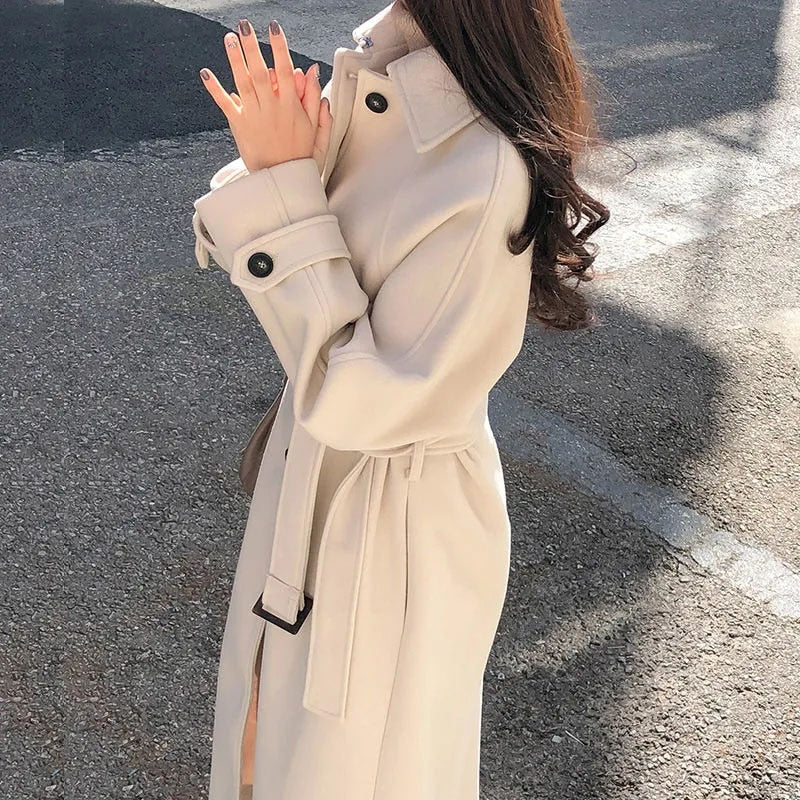 Winter Trench Coat for Women - Stylish Long Coat, Weather-Resistant Design, Perfect for Cold Weather 2