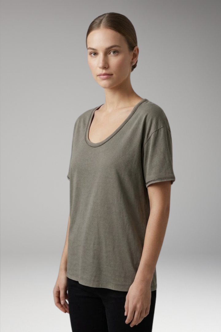 Women’s Casual Round Neck Short Sleeve T-Shirt for Everyday Wear 2