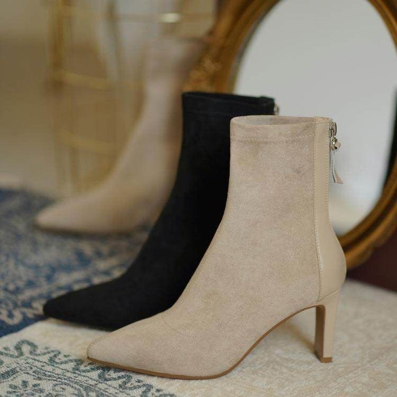 Women’s Elegant Ankle Boots with Comfortable Fit and Stylish Design 1