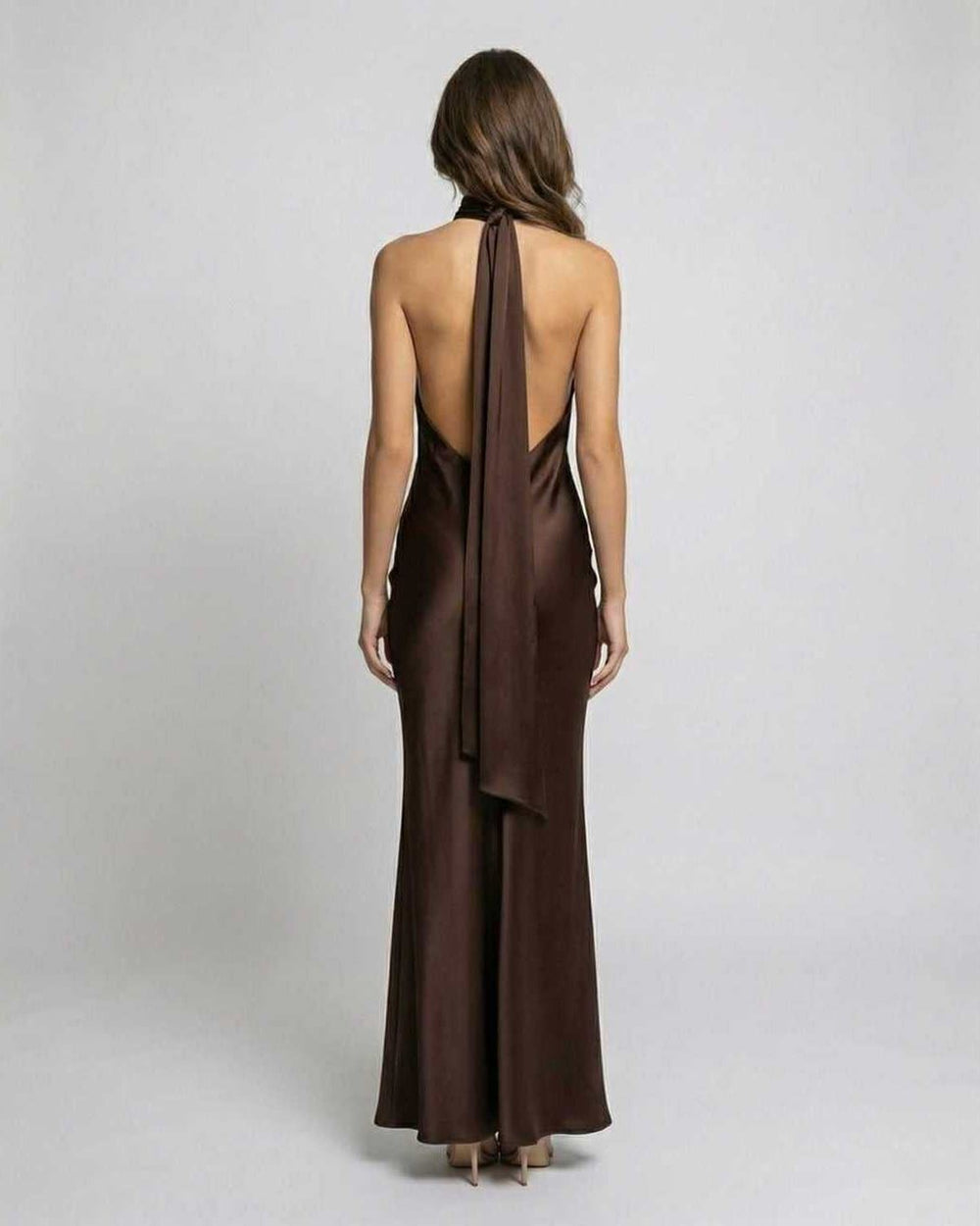 Women's Elegant Halter-Neck Maxi Dress for Evening and Formal Occasions 1