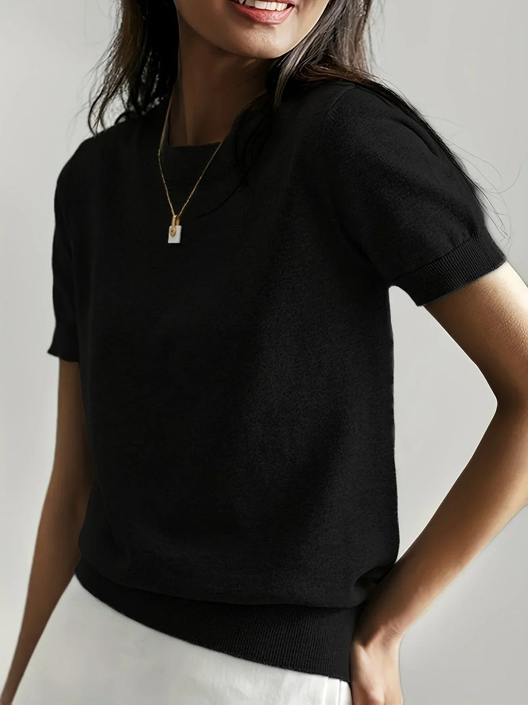 Women's Lightweight Short Sleeve Sweater - Casual Spring Summer Style for Effortless Comfort and Versatile Outfits 3