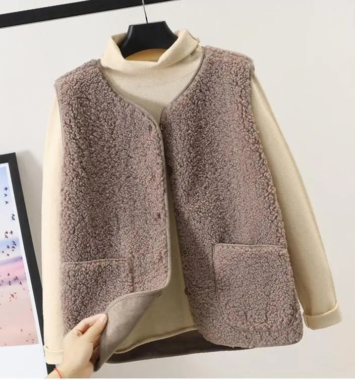 Women's Lightweight Stylish Jacket for Autumn - Warm Outerwear for Cool Weather 3