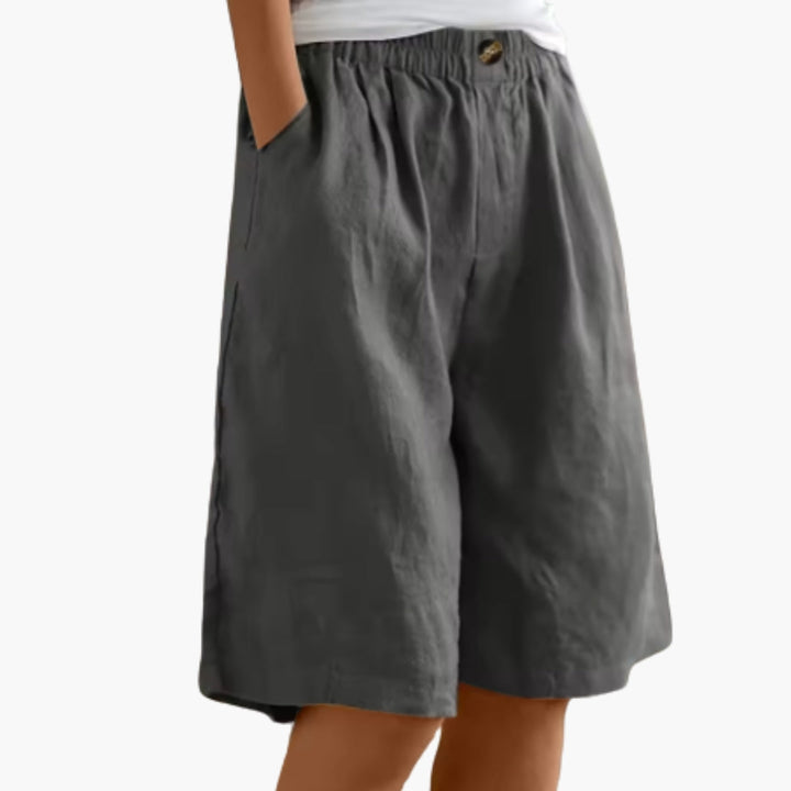 Women's Mid-Thigh Elastic Waist Shorts with Pockets for Summer Casual Style 1