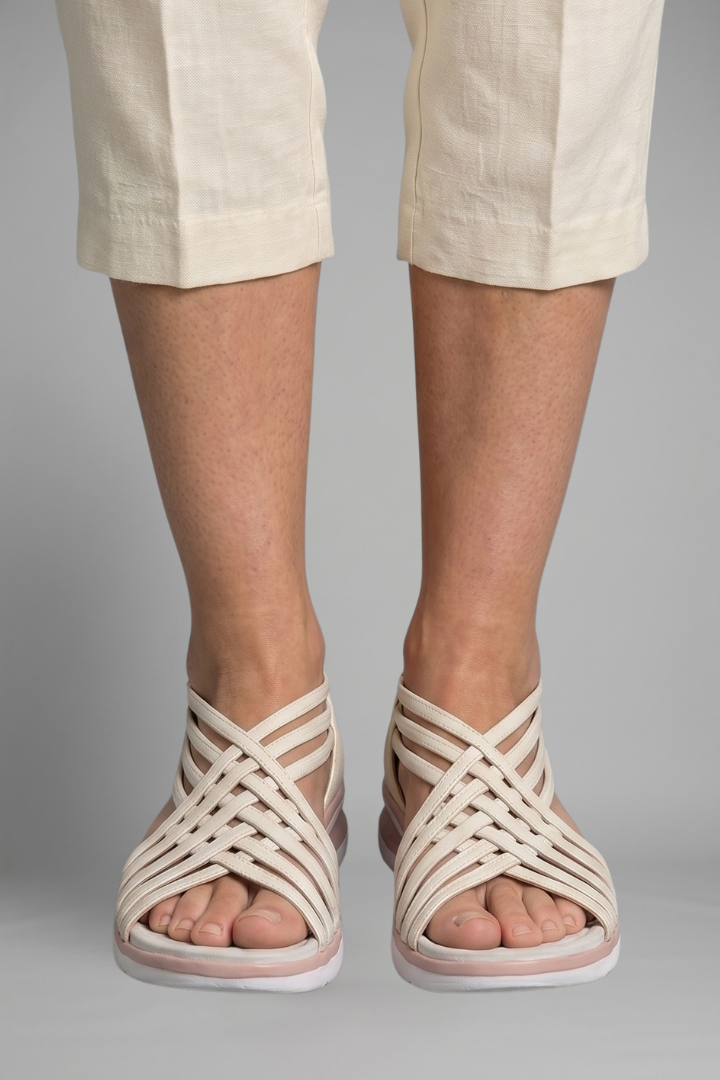 Women's Orthopedic Sandals with Arch Support and Crisscross Straps for Summer Comfort 9